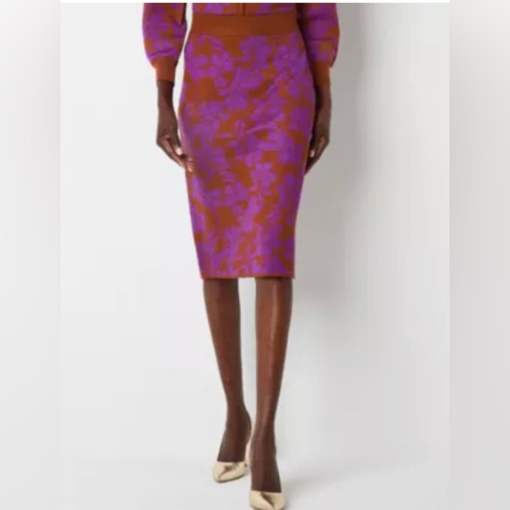 NEW Liz Claiborne Sweater Skirt‎
